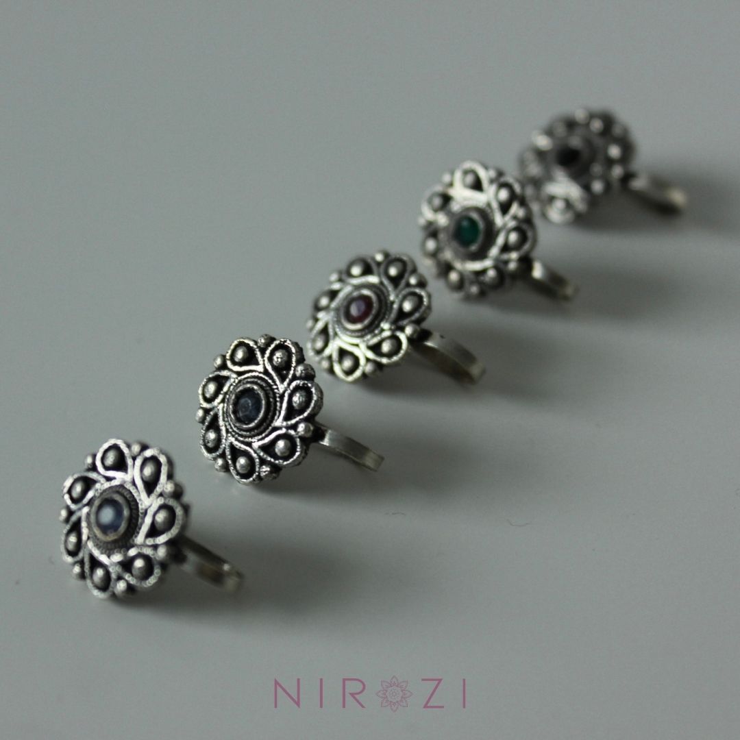 Laila Nose Pins
