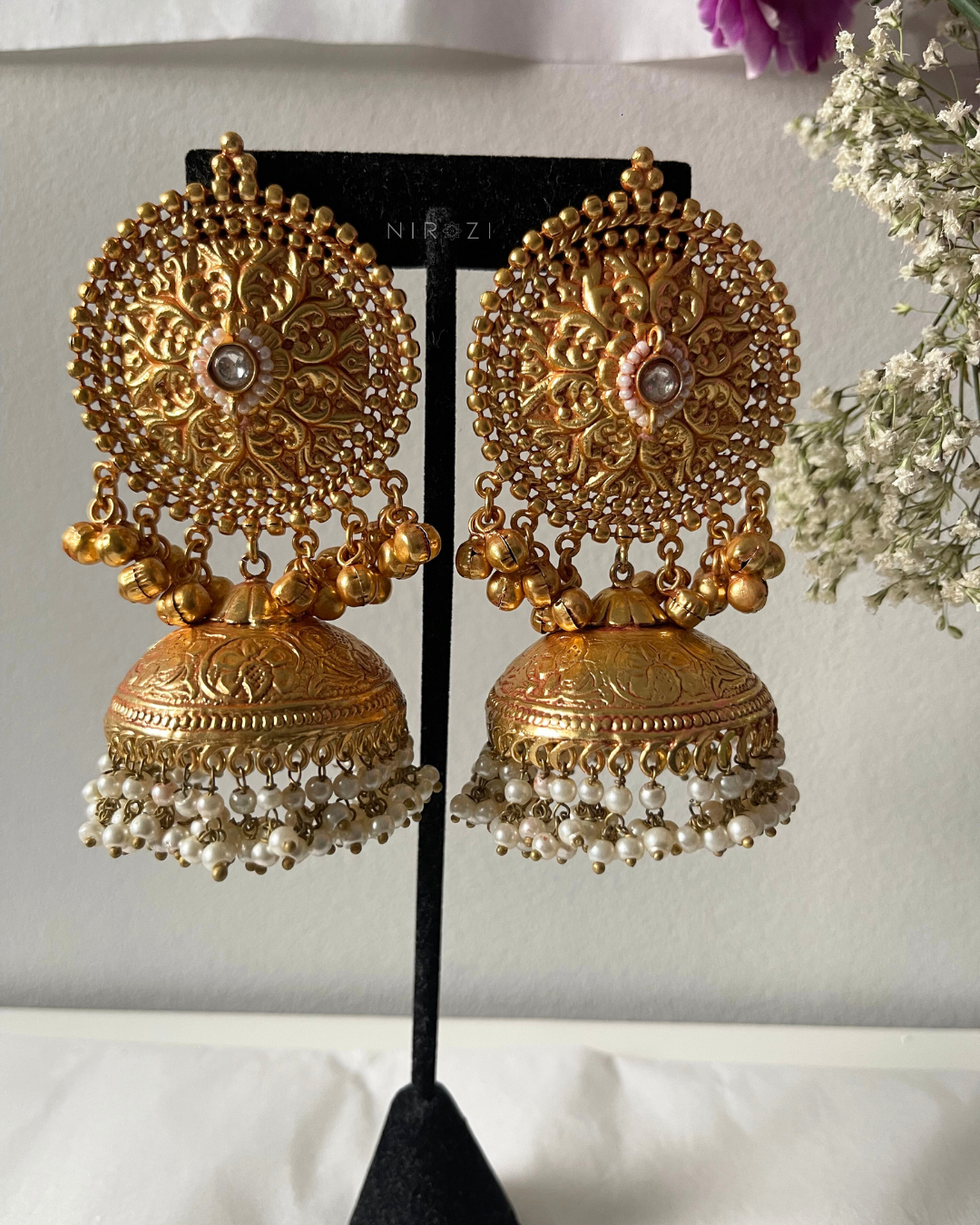 Sonali - Jhumka