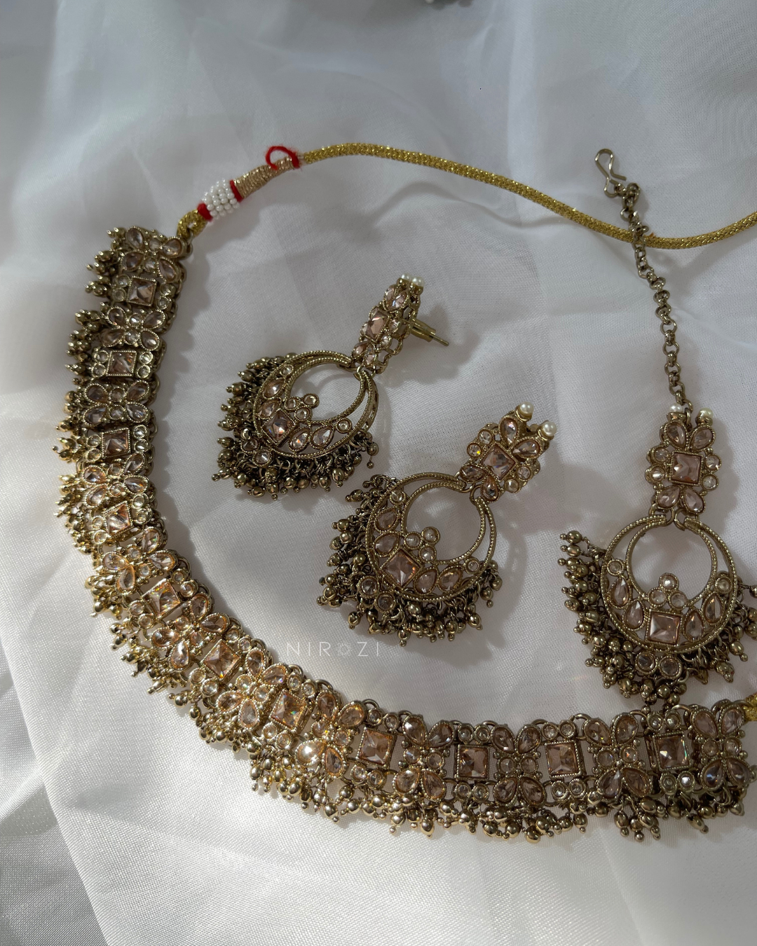 Kirti - Delicate Choker Set