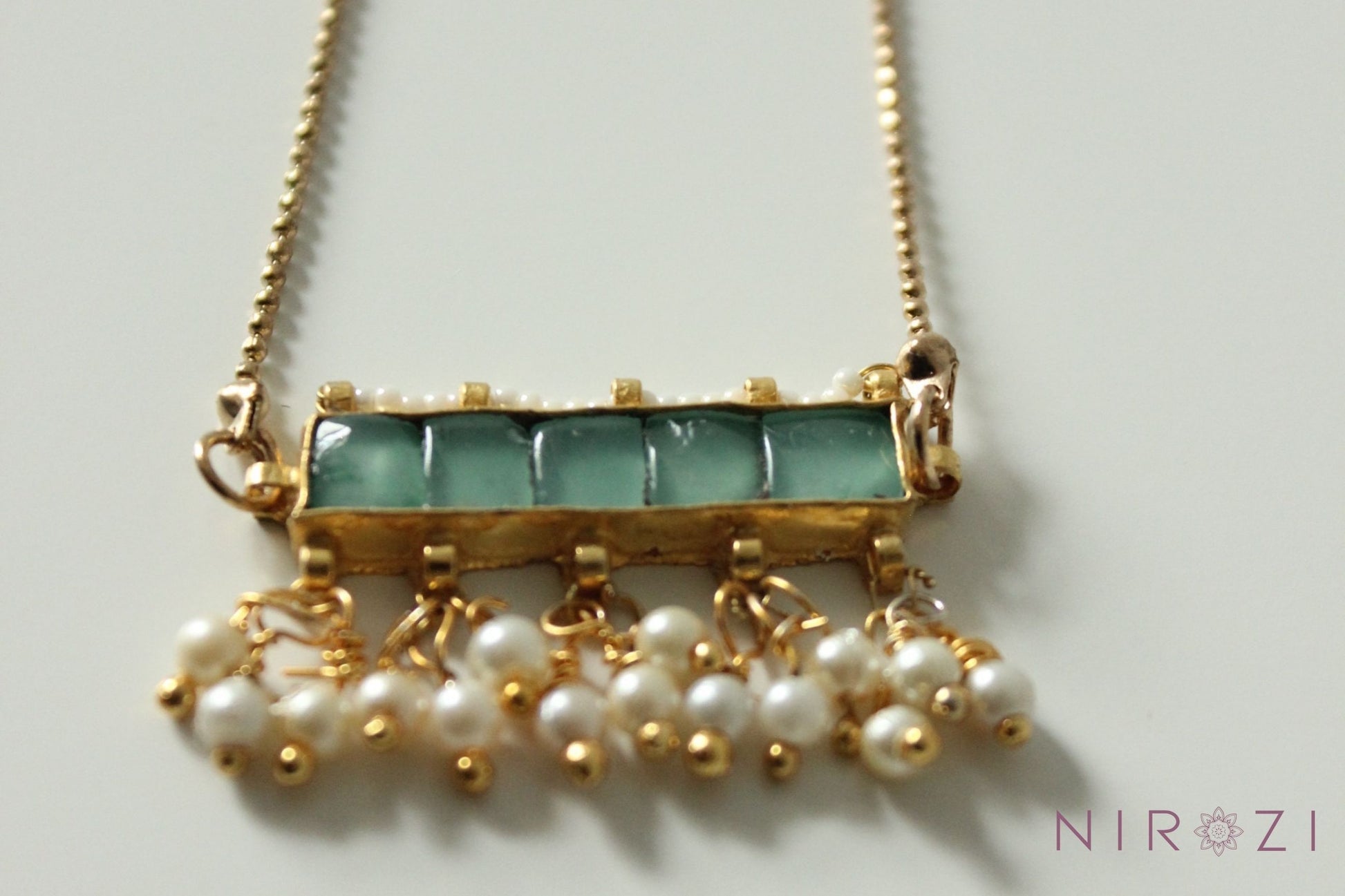 Pin Necklace Set - Nirozi