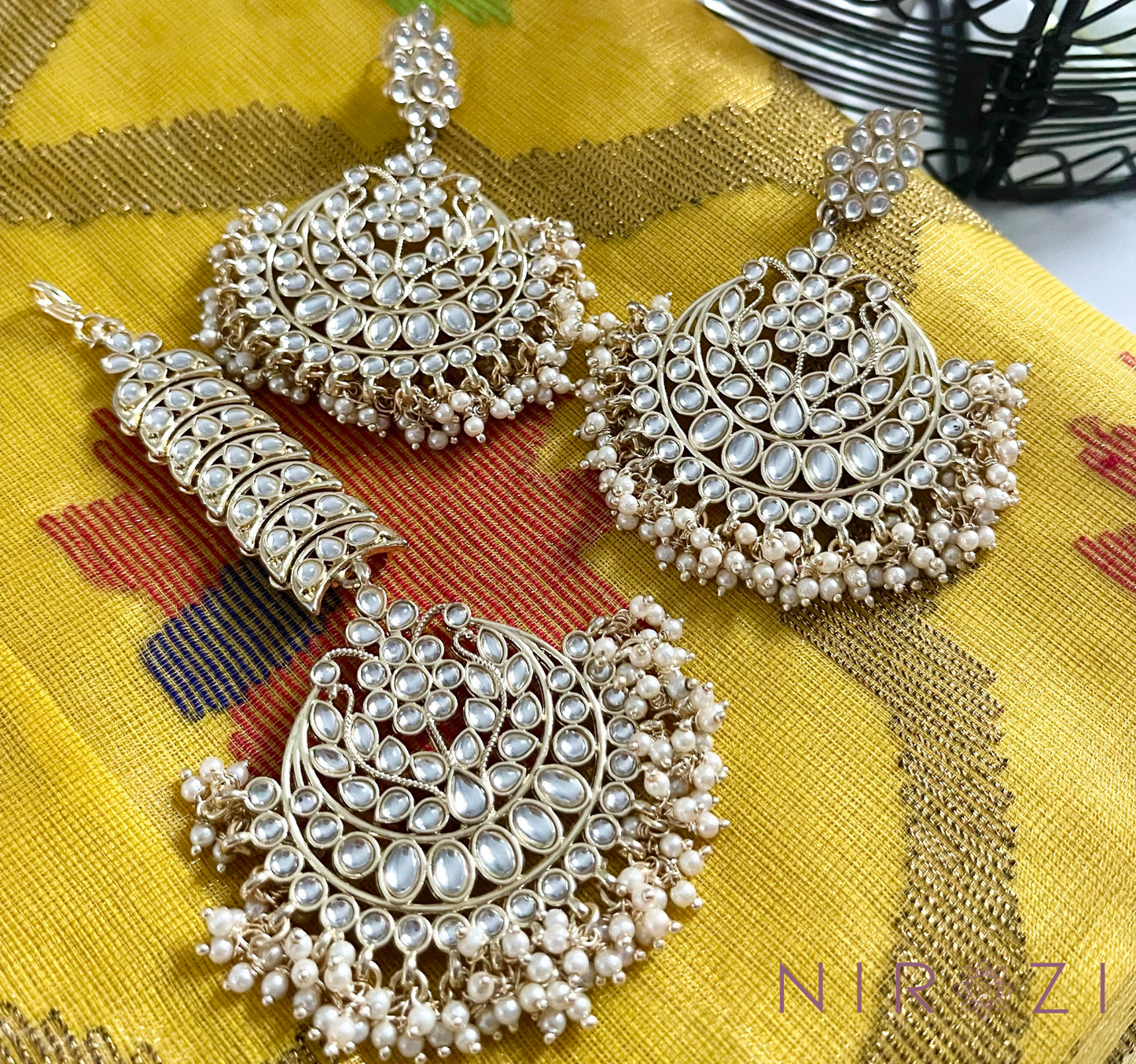 Naya Tikli Set - Nirozi