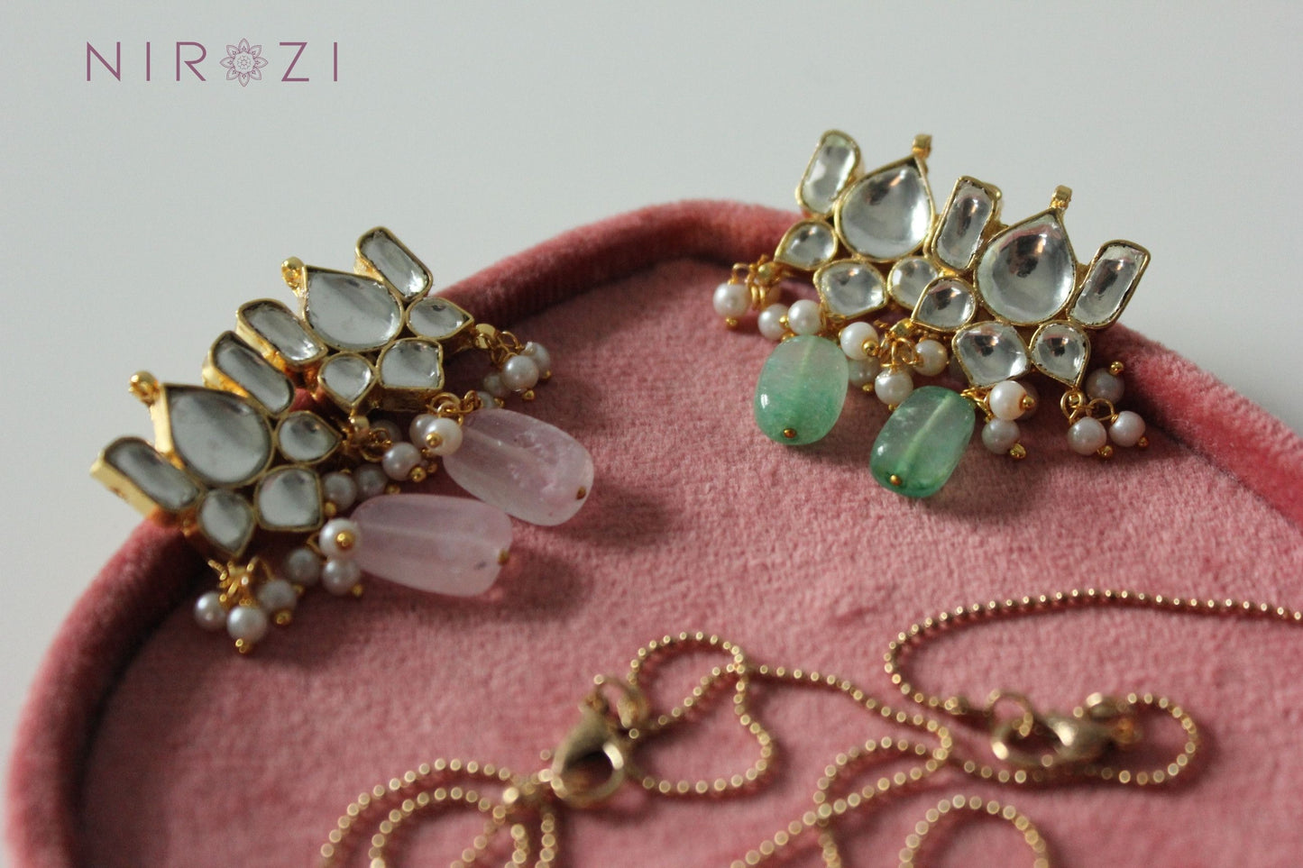 Pin Necklace Set - Nirozi