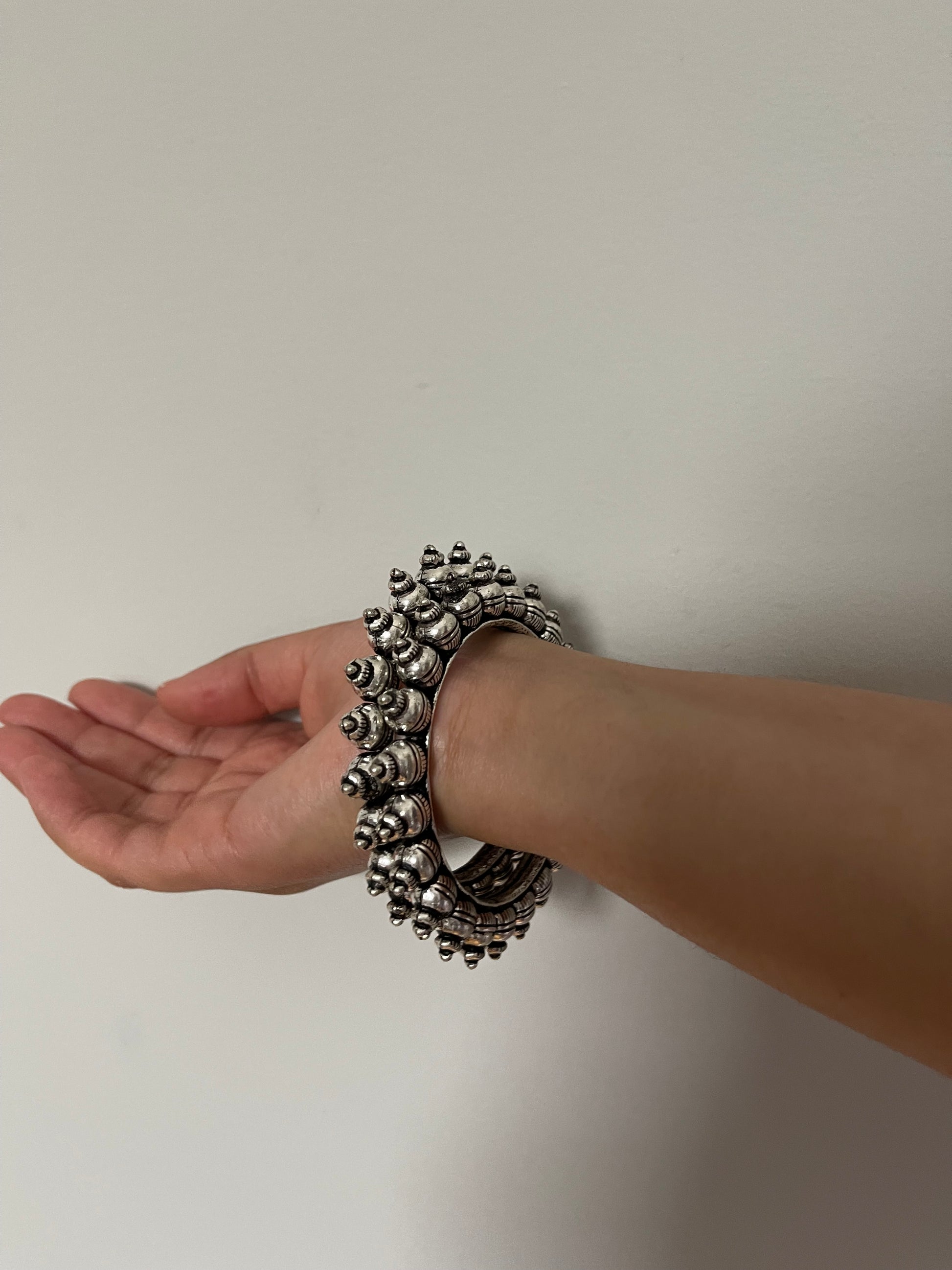 Kolshi Bangles - Nirozi